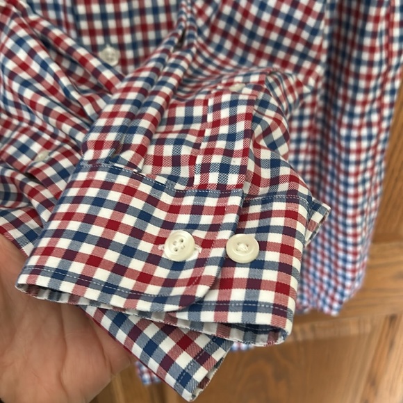 Duluth Trading Wrinklefighter Relaxed Fit Button Down Shirt Gingham - Picture 6 of 10